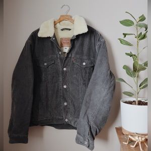 Relaxed Trucker Levi’s Jacket